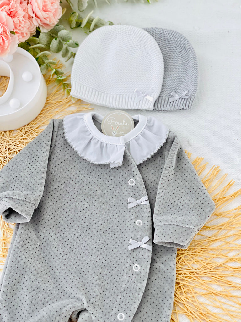 Babygrow pintinhas veludo com golinha