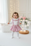 Conjunto Bolinhas Rosa: Blusa + Jardineiras com Laço