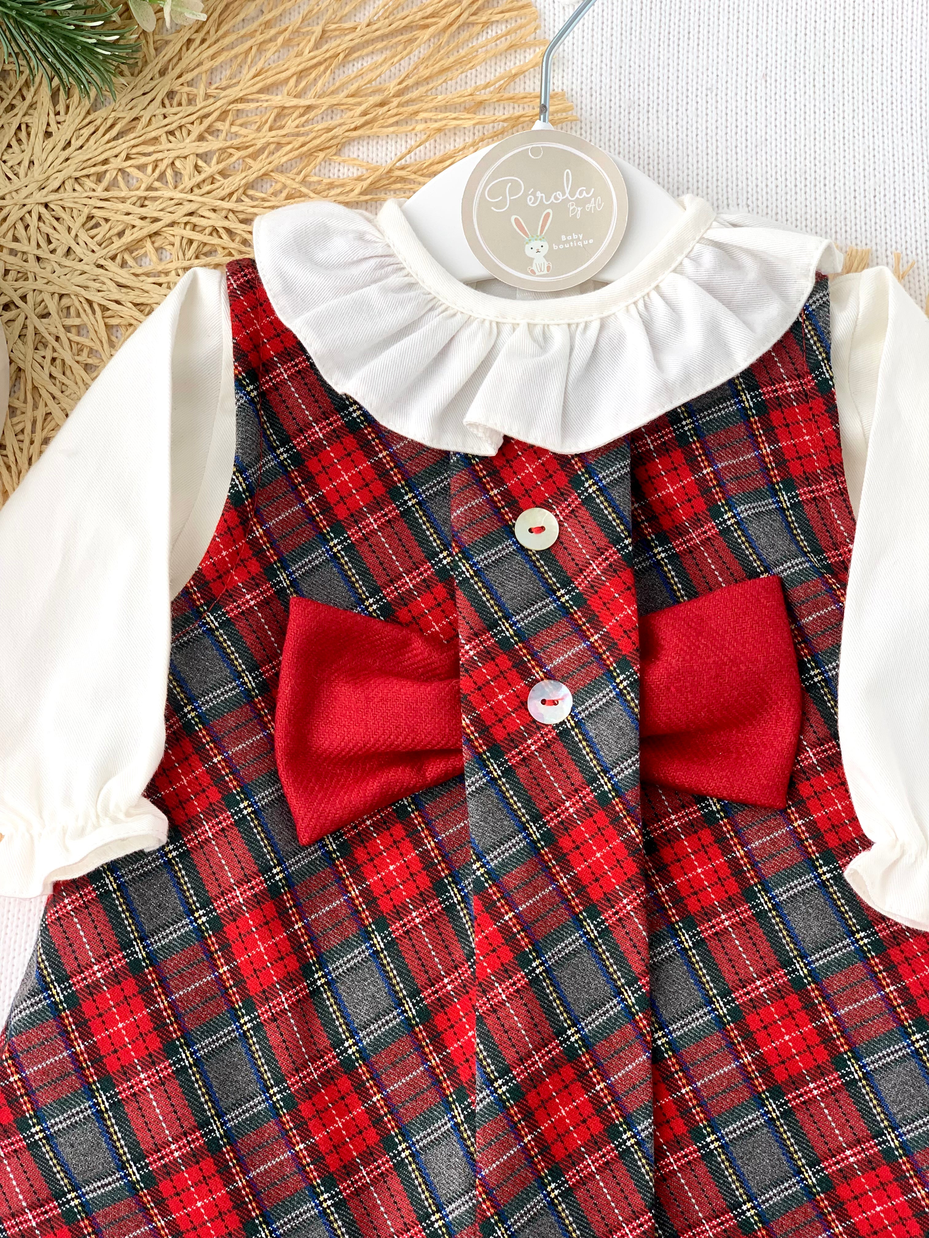 Conjunto laço: vestido xadrez  e camisa