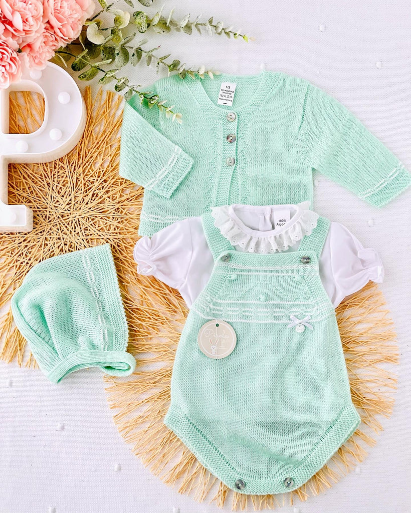 Conjunto 4 peças: fofo, camisa, touca e casaco Primavera/Verão
