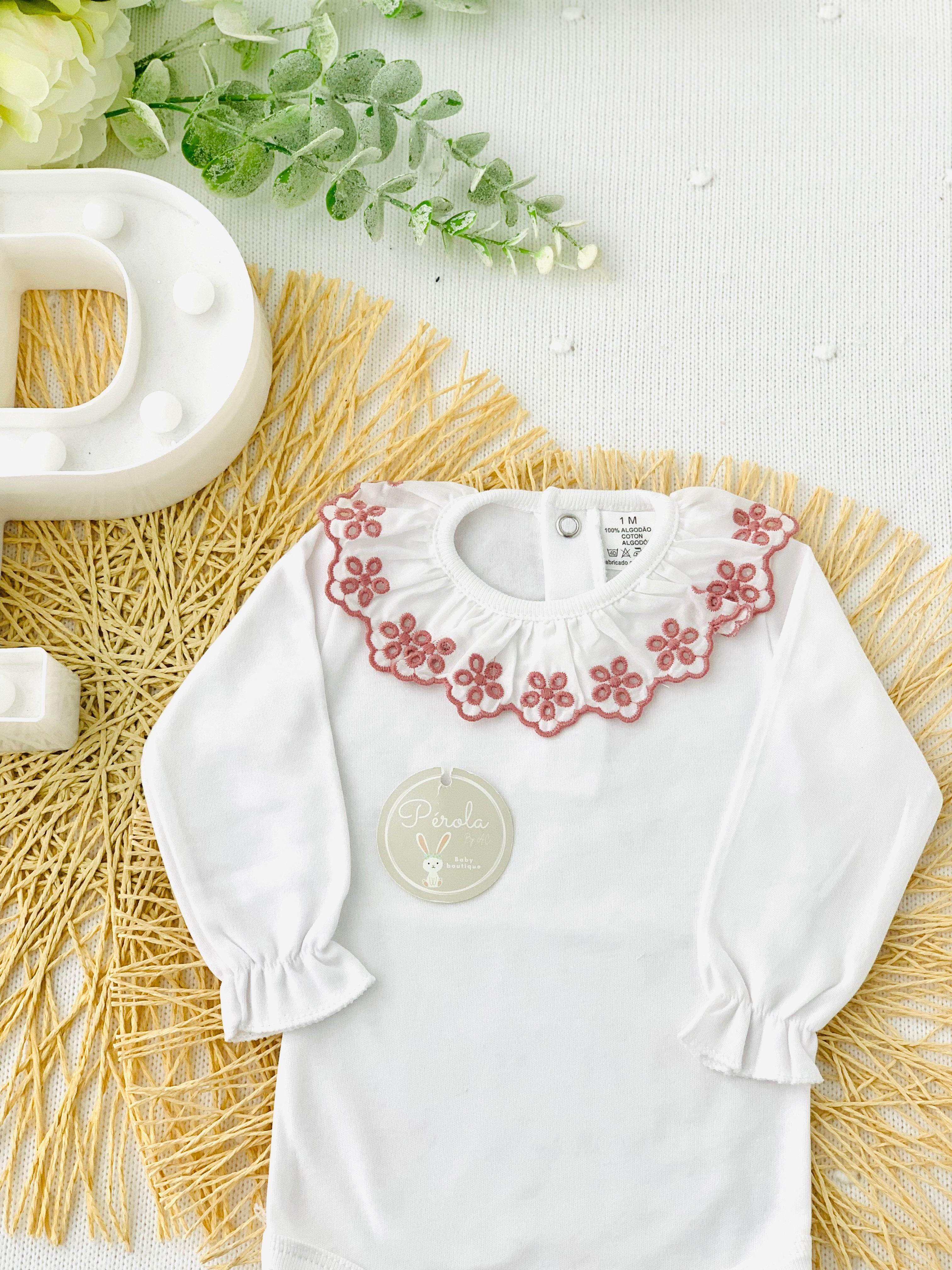 Body bordado inglês com Carda