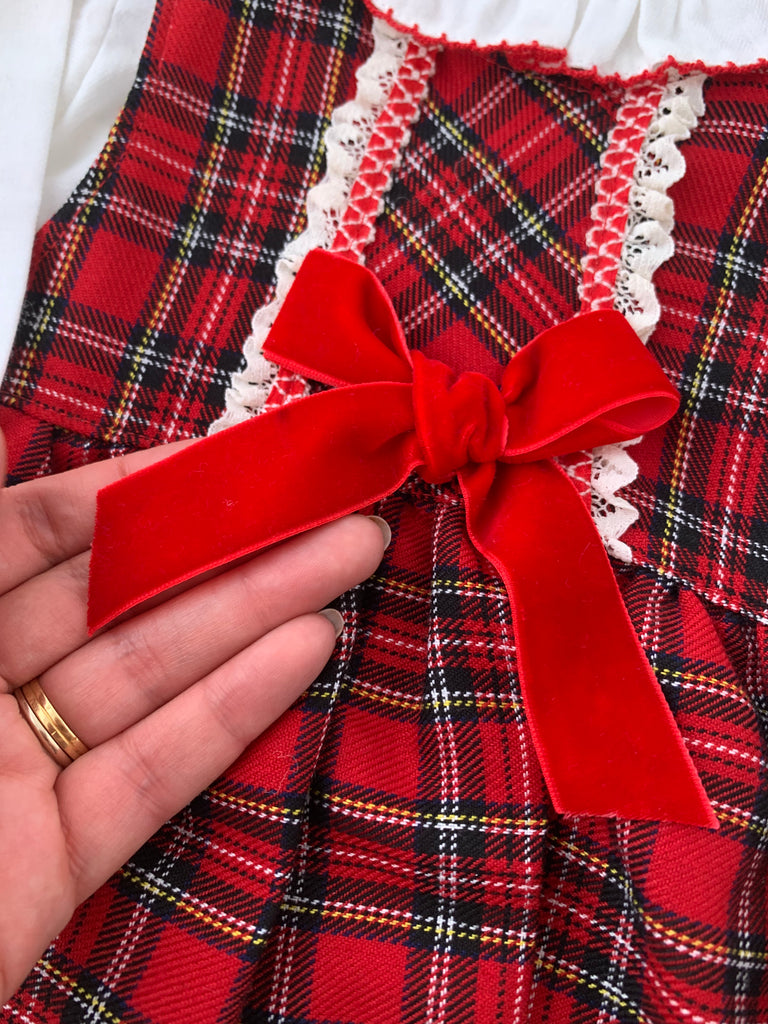 Vestido e camisa